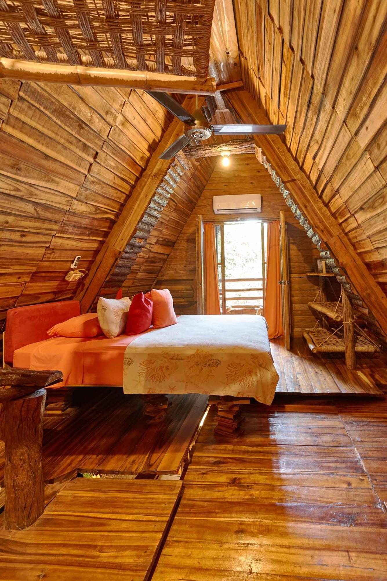 Chalet Tropical Hotel & Restaurant-Pizzeria Las Galeras Kültér fotó