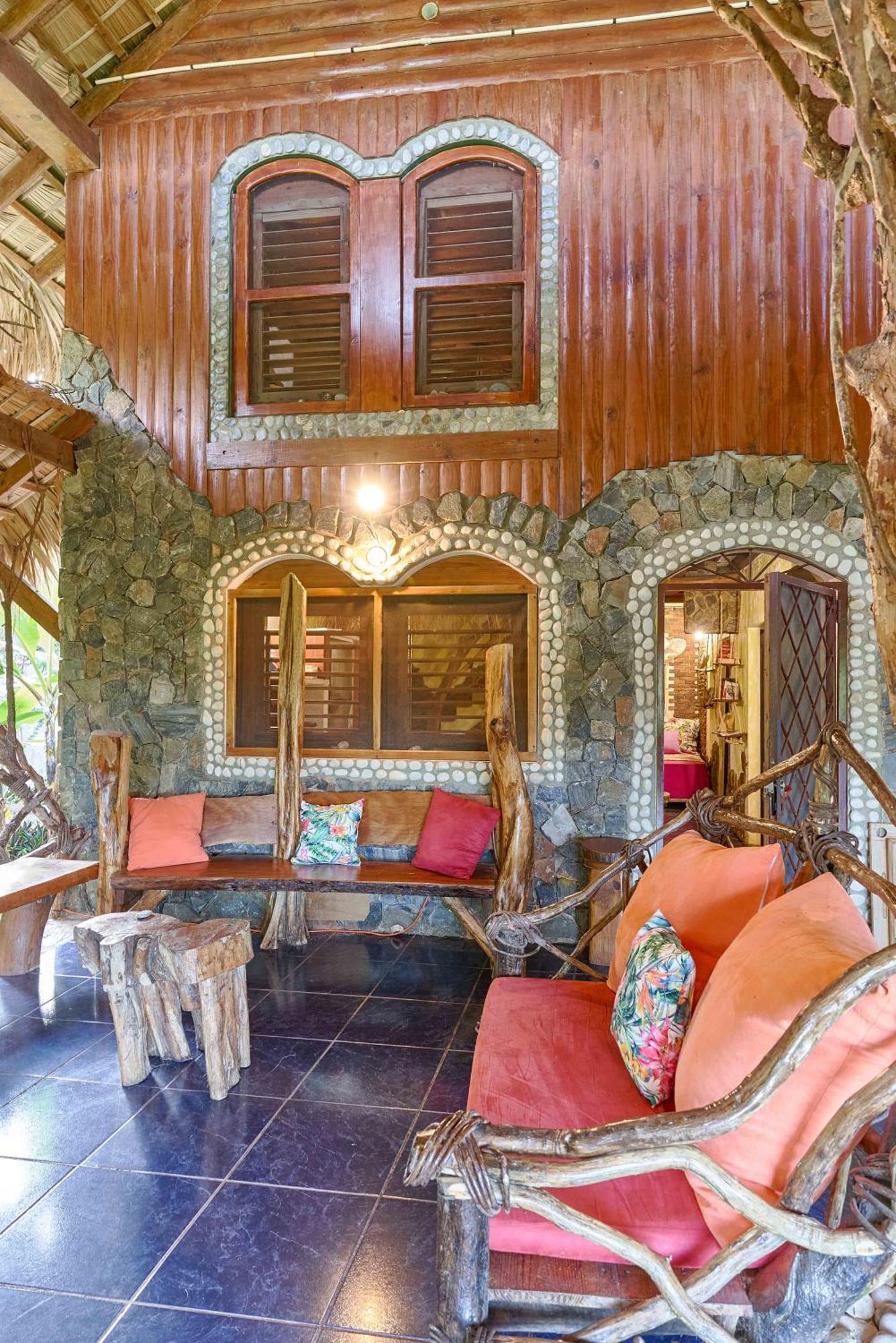 Chalet Tropical Hotel & Restaurant-Pizzeria Las Galeras Kültér fotó